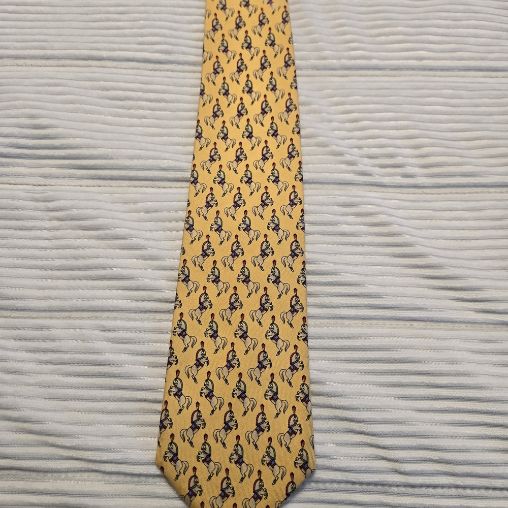 Brooks Brothers Yellow and Black Patterned Tie